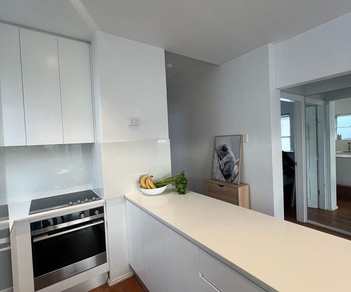 Room with Ocean Views, Bondi Beach (1-Month Max Stay)
