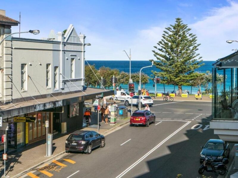1 Bedroom Apartment in the Heart of Bondi Beach