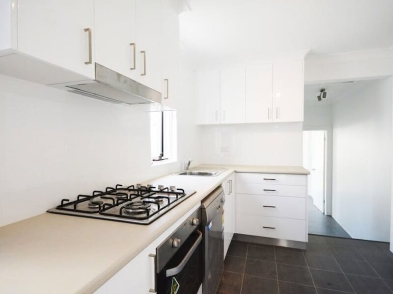 Master Room with Balcony in Bondi Junction Terrace