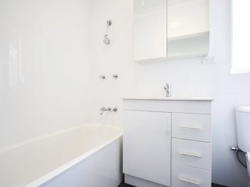 Master Room with Balcony in Bondi Junction Terrace