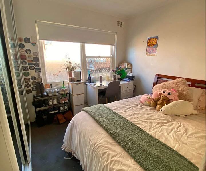 One room in Kingsford