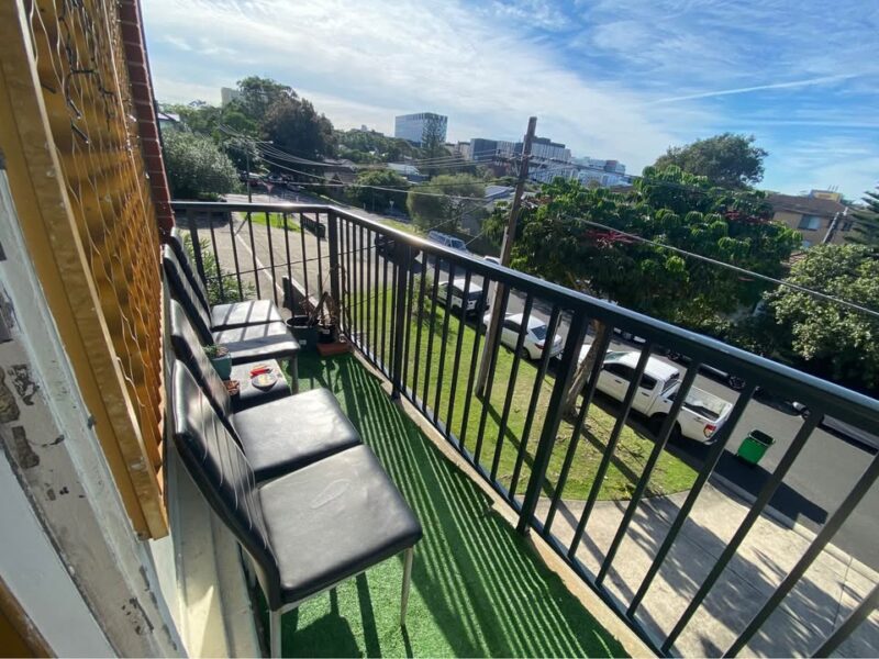 One room in Kingsford