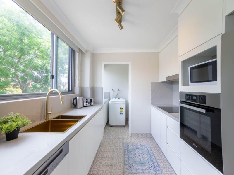 SHORT TERM BONDI JUNCTION