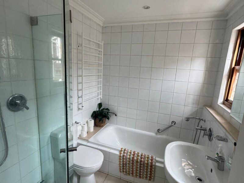 1 Bedroom Sublet for August in the heart of Paddington