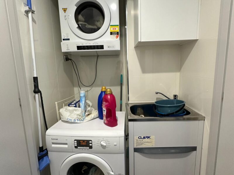 Room Available in Dee Why