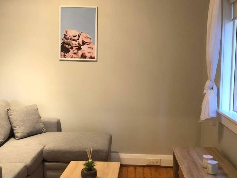 Fully Furnished 2-Bedroom Apartment Bondi Beach Bliss