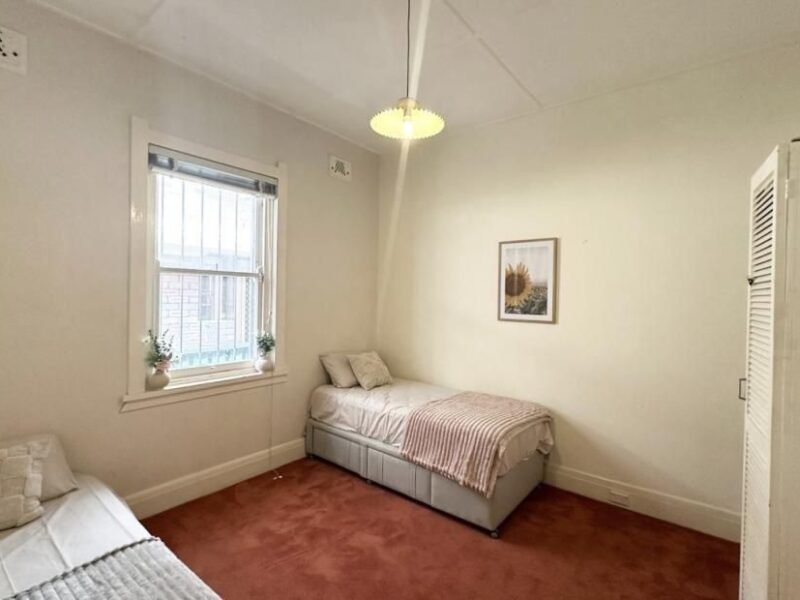Room Available in Shared House