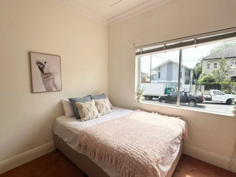 Room Available in Shared House