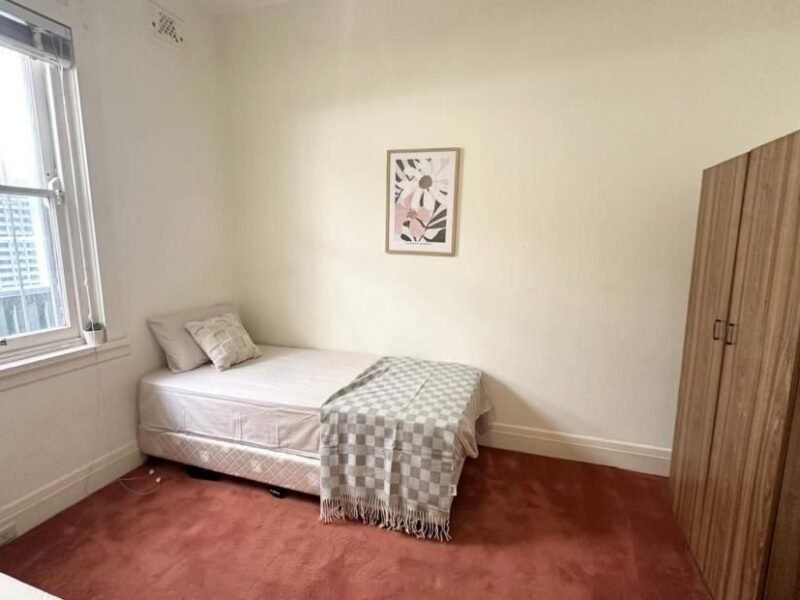 Room Available in Shared House