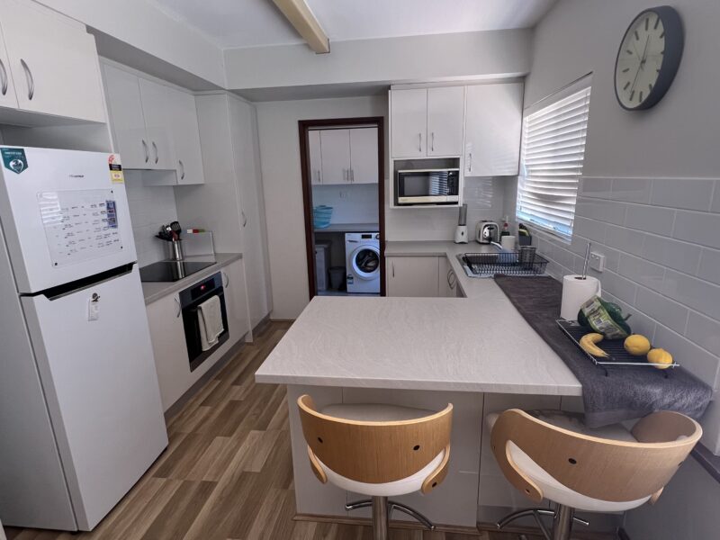 King Single Bedroom in Como