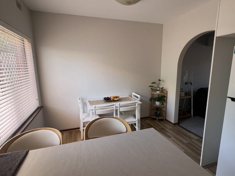 King Single Bedroom in Como